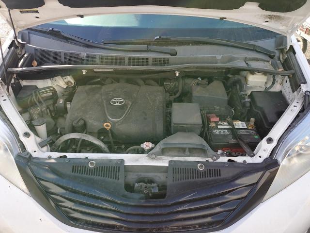 Photo 12 from auction – 2017 TOYOTA SIENNA with VIN 5TDZZ3DC2HS820480