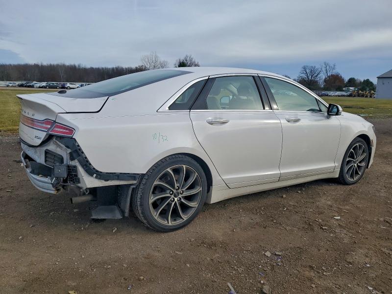 Photo 3 from auction – 2019 LINCOLN MKZ RESERV with VIN 3LN6L5LU4KR632320