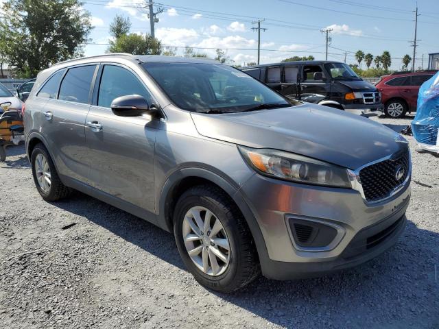 Photo 4 from auction – 2016 KIA SORENTO LX with VIN 5XYPG4A34GG079168