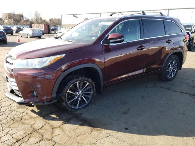 TOYOTA HIGHLANDER 2018 with VIN 5TDJZRFH2JS814726 - Photo from auction