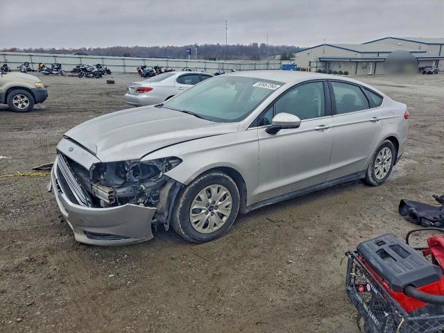 FORD FUSION S 2014 with VIN 1FA6P0G74E5380453 - Photo from auction