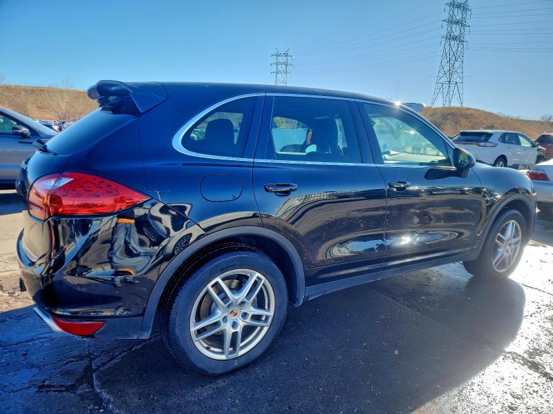 Photo 3 from auction – 2014 PORSCHE CAYENNE with VIN WP1AF2A24ELA30797