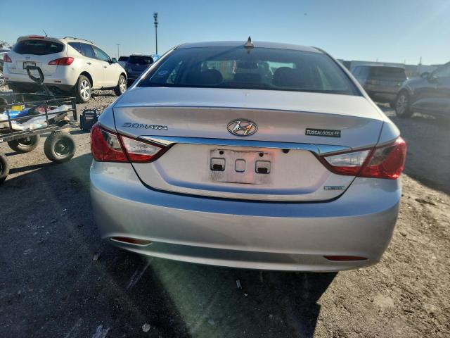 Photo 6 from auction – 2011 HYUNDAI SONATA SE with VIN 5NPEC4AC1BH265349