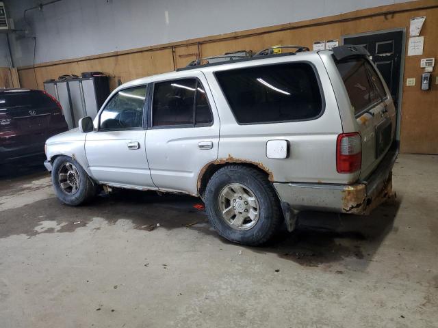 Photo 2 from auction – 2000 TOYOTA 4RUNNER SR with VIN JT3HN86R2Y0317867