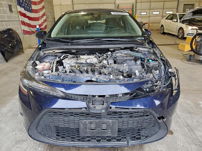 Photo 5 from auction – 2021 TOYOTA COROLLA LE with VIN JTDEPMAE7MJ136130