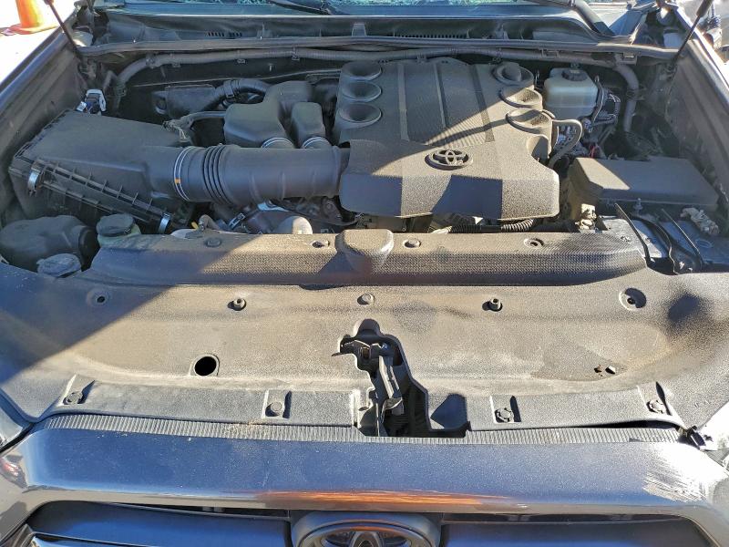 Photo 12 from auction – 2019 TOYOTA 4RUNNER SR with VIN JTEBU5JR8K5617218