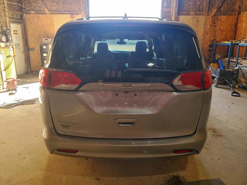 Photo 6 from auction – 2020 CHRYSLER VOYAGER with VIN 2C4RC1DG0LR262378