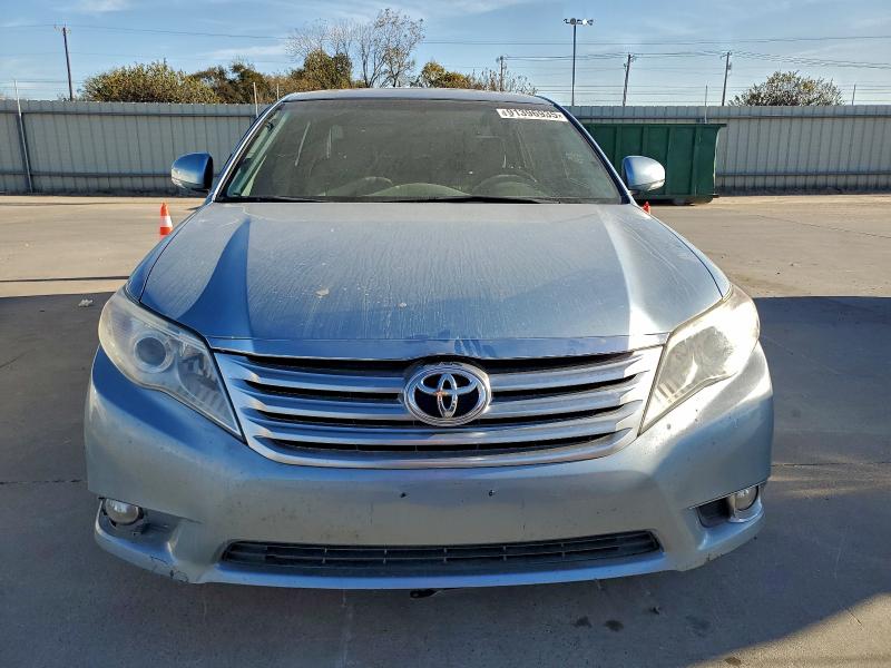Foto 5 de la subasta – 2011 TOYOTA AVALON BAS con VIN 4T1BK3DB4BU431805