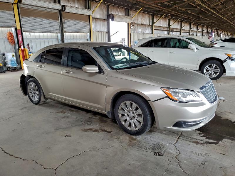 Photo 4 from auction – 2013 CHRYSLER 200 LX with VIN 1C3CCBAB5DN647233