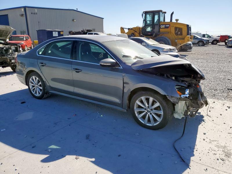 Photo 4 from auction – 2012 VOLKSWAGEN PASSAT SEL with VIN 1VWCP7A37CC033832