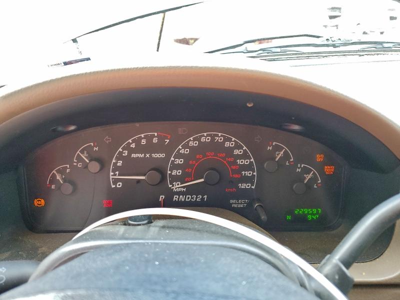 Photo 9 from auction – 2002 FORD EXPLORER X with VIN 1FMZU63E62UA73824