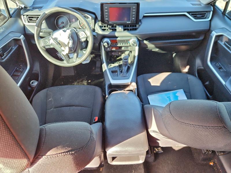 Photo 8 from auction – 2021 TOYOTA RAV4 LE with VIN 2T3H1RFV3MC143082