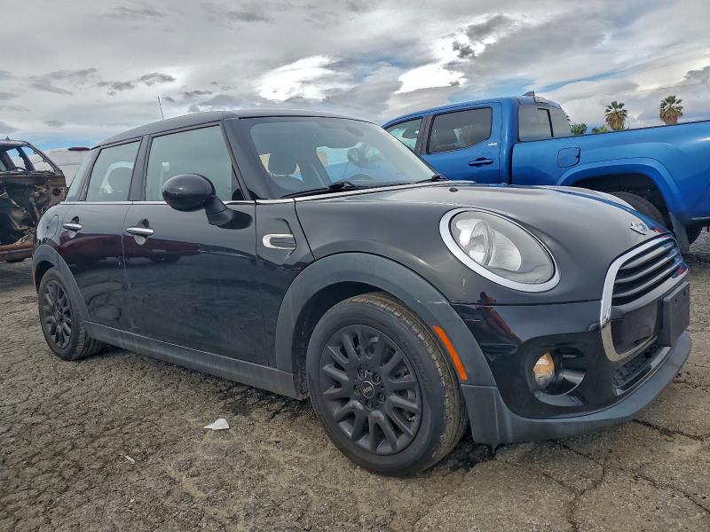 Photo 4 from auction – 2018 MINI COOPER with VIN WMWXU1C55J2F80433
