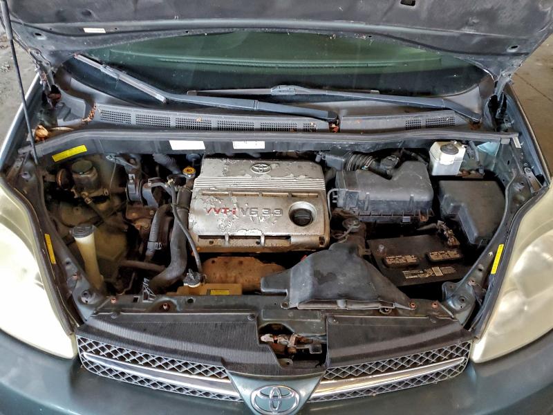 Photo 12 from auction – 2004 TOYOTA SIENNA with VIN 5TDZA22C54S106177