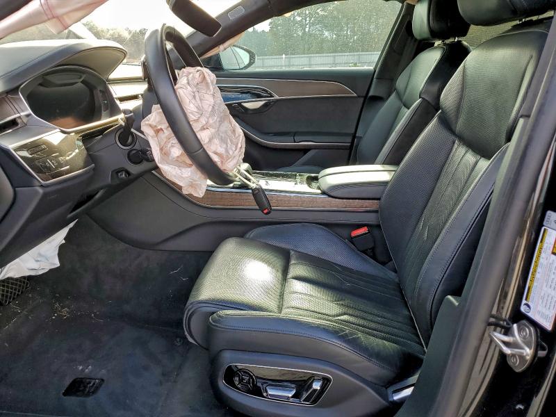 Photo 7 from auction – 2019 AUDI A8 L with VIN WAU8DAF86KN006849