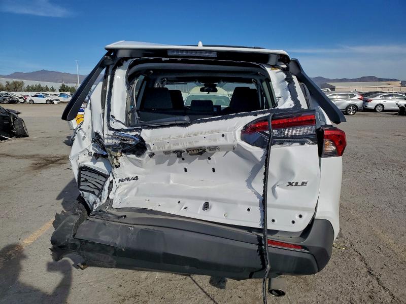 Photo 6 from auction – 2022 TOYOTA RAV4 with VIN 2T3W1RFV1NC174856