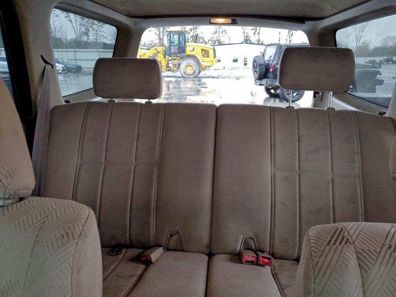 Photo 10 from auction – 2002 TOYOTA 4RUNNER SR with VIN JT3GN86R320240171