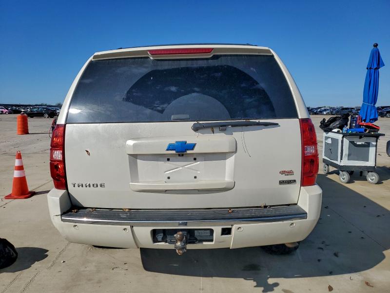 Photo 6 from auction – 2011 CHEVROLET TAHOE C150 with VIN 1GNSCCE06BR197840