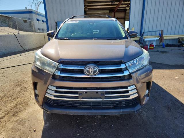 Photo 5 from auction – 2017 TOYOTA HIGHLANDER with VIN 5TDYZRFH6HS230399