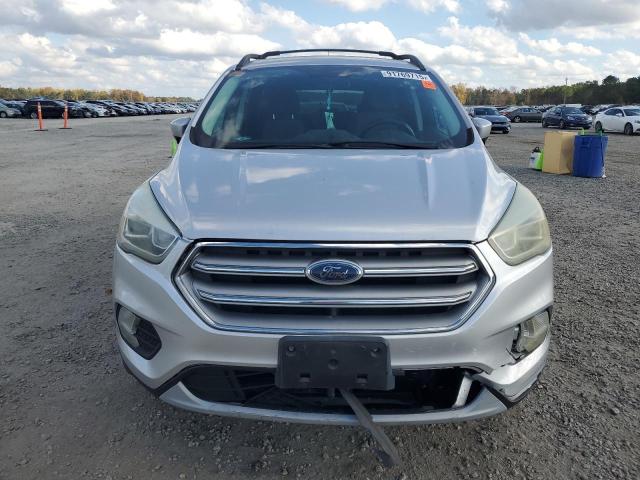 Photo 5 from auction – 2017 FORD ESCAPE SE with VIN 1FMCU9GD5HUD16380