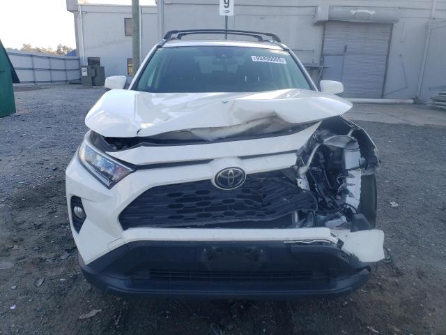 Foto 5 de la subasta – 2019 TOYOTA RAV4 XLE con VIN JTMP1RFV6KD010689