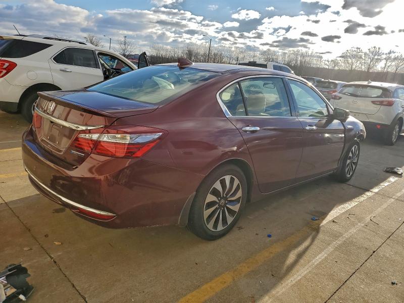 Photo 3 from auction – 2017 HONDA ACCORD HYB with VIN JHMCR6F39HC012891