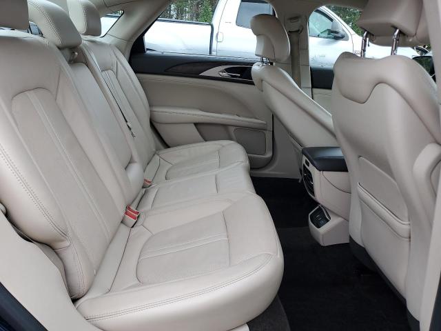 Photo 10 from auction – 2017 LINCOLN MKZ with VIN 3LN6L5F91HR662178