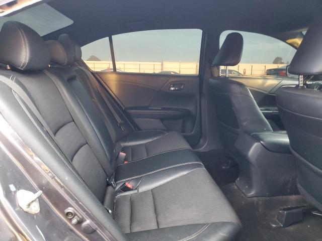 Photo 10 from auction – 2017 HONDA ACCORD with VIN 1HGCR2F54HA297833