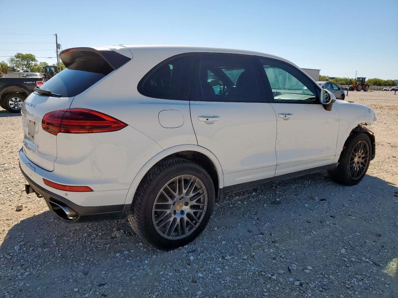Photo 3 from auction – 2017 PORSCHE CAYENNE with VIN WP1AA2A25HKA84716