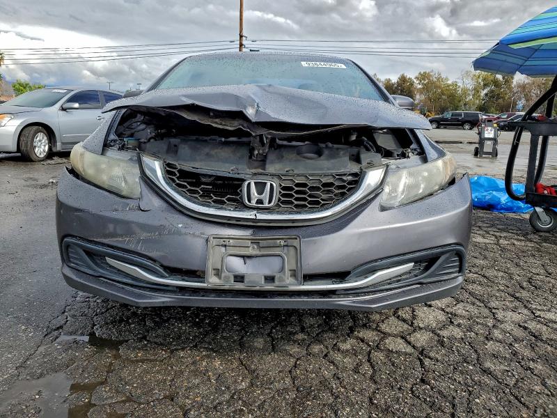 Photo 5 from auction – 2015 HONDA CIVIC LX with VIN 19XFB2F52FE201952