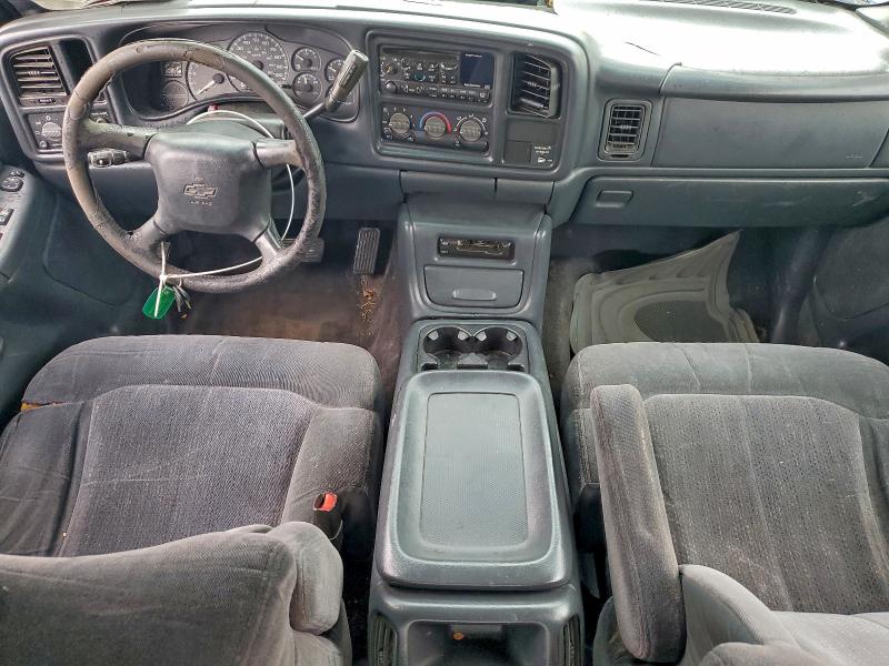 Photo 8 from auction – 2000 CHEVROLET SILVERADO with VIN 2GCEC19T5Y1245215