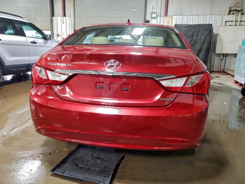 Photo 6 from auction – 2011 HYUNDAI SONATA SE with VIN 5NPEC4AC2BH128226