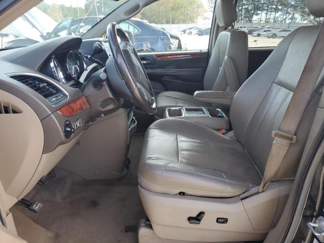 Photo 7 from auction – 2016 CHRYSLER TOWN & COU with VIN 2C4RC1BG0GR296183