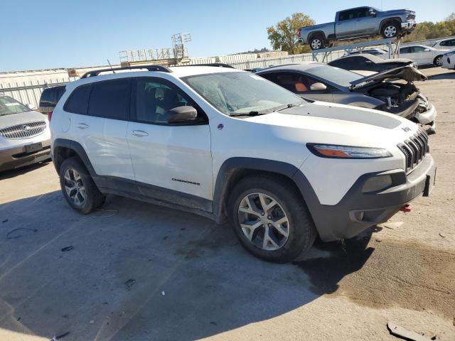 Photo 4 from auction – 2015 JEEP CHEROKEE T with VIN 1C4PJMBS1FW713755