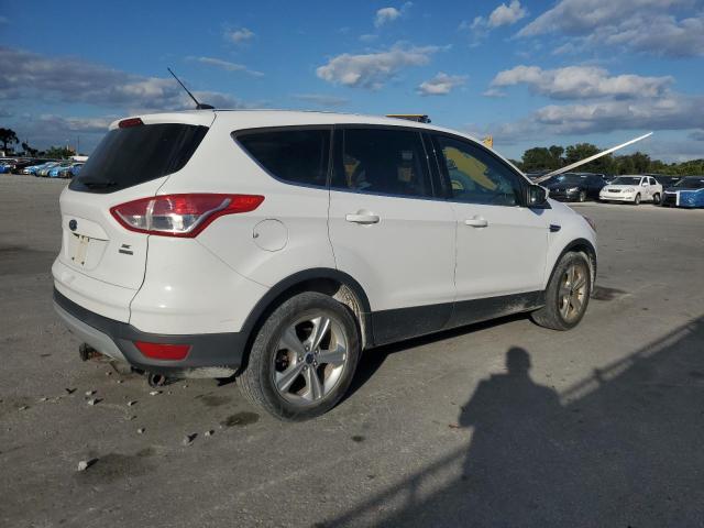 Photo 3 from auction – 2014 FORD ESCAPE SE with VIN 1FMCU9G93EUC65100