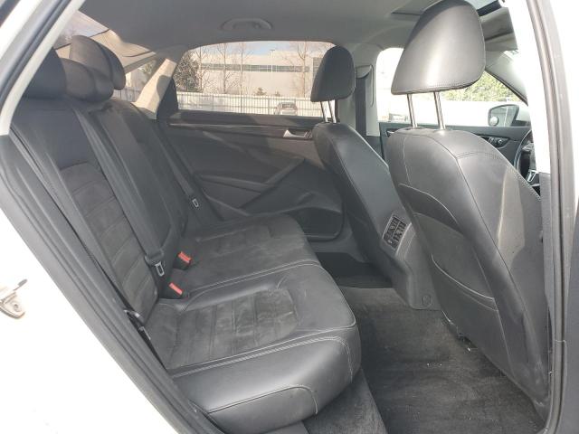 Photo 10 from auction – 2015 VOLKSWAGEN PASSAT SEL with VIN 1VWCS7A35FC111253