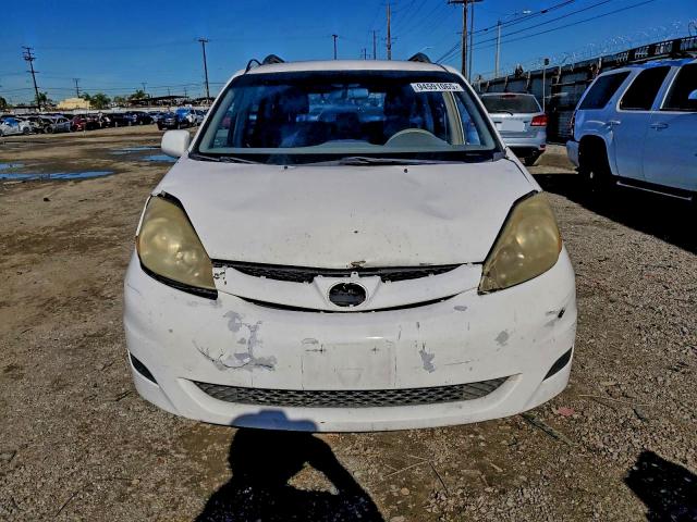 Photo 5 from auction – 2010 TOYOTA SIENNA CE with VIN 5TDKK4CC0AS305190