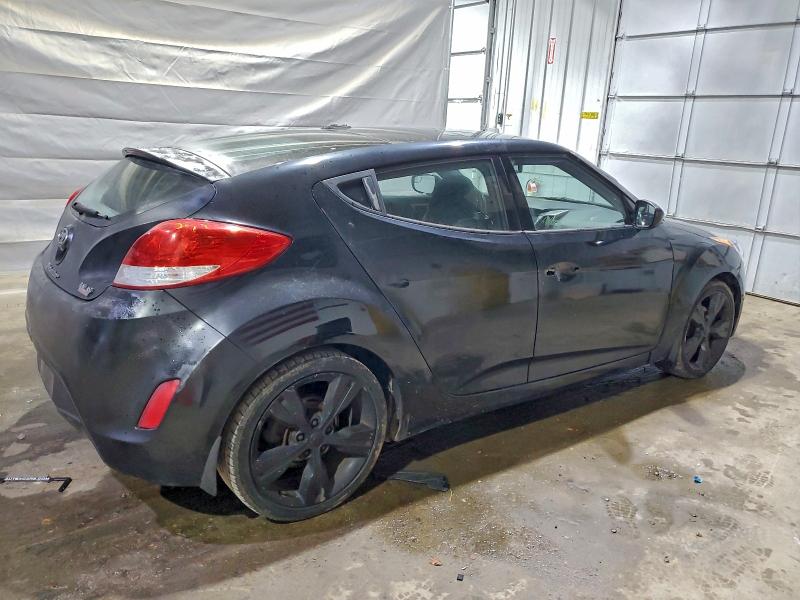 Photo 3 from auction – 2016 HYUNDAI VELOSTER with VIN KMHTC6AD9GU249999