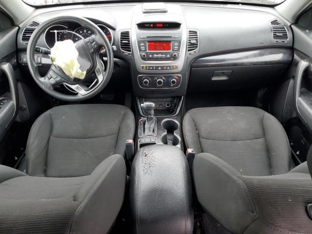 Photo 8 from auction – 2014 KIA SORENTO LX with VIN 5XYKTDA75EG426643