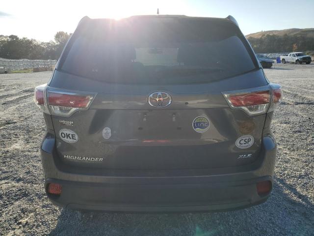 Photo 6 from auction – 2015 TOYOTA HIGHLANDER with VIN 5TDKKRFH9FS066234