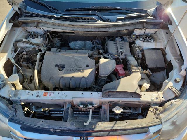 Photo 11 from auction – 2015 MITSUBISHI OUTLANDER with VIN JA4AD3A38FZ005786