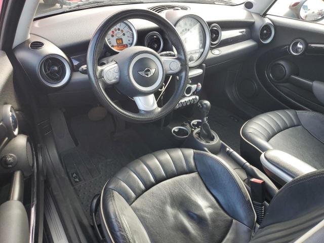 Photo 8 from auction – 2009 MINI COOPER CLU with VIN WMWML335X9TX35255