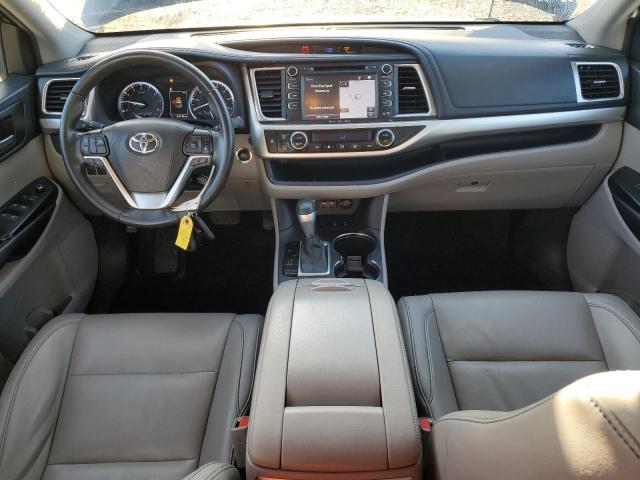 Photo 8 from auction – 2019 TOYOTA HIGHLANDER with VIN 5TDJZRFH7KS606827