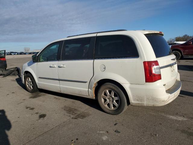 Photo 2 from auction – 2011 CHRYSLER TOWN & COU with VIN 2A4RR8DG0BR703300