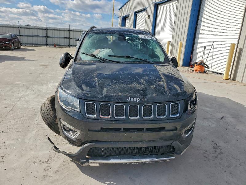 Фото 5 с аукциона – 2019 JEEP COMPASS LI с VIN 3C4NJDCB3KT854364