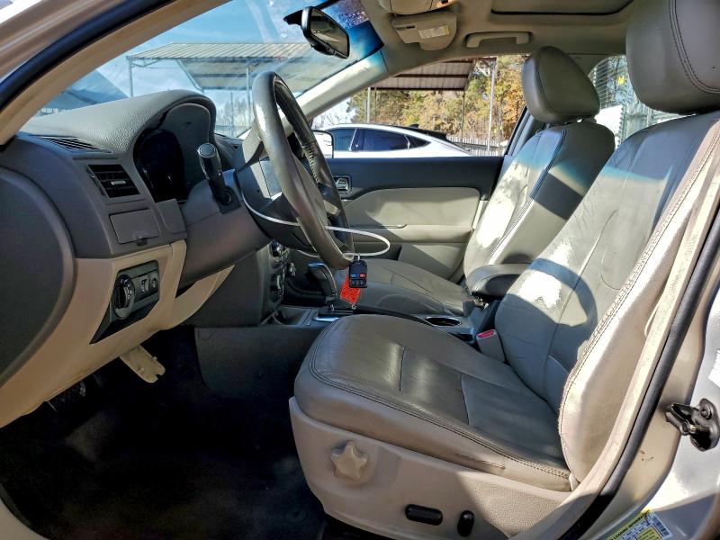 Photo 7 from auction – 2010 FORD FUSION with VIN 3FAHP0JG7AR306842