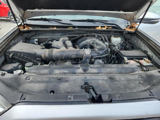 Photo 12 from auction – 2015 TOYOTA 4RUNNER SR with VIN JTEBU5JRXF5213827