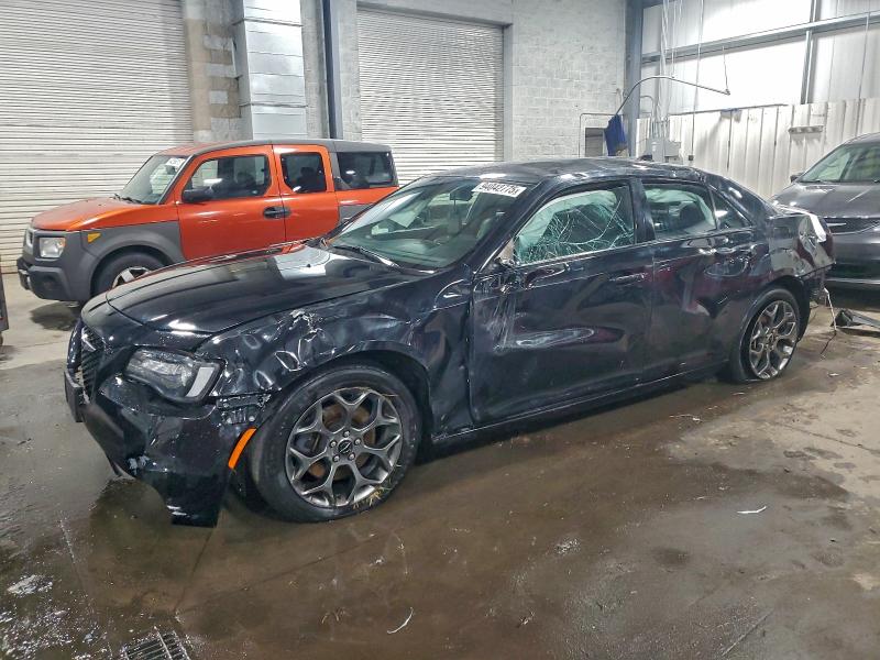 CHRYSLER 300 S 2015 with VIN 2C3CCAGG6FH923069 - Photo from auction