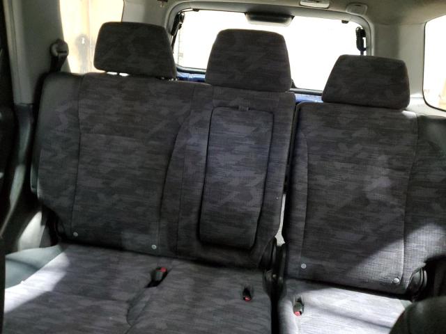 Photo 10 from auction – 2002 HONDA CR-V LX with VIN JHLRD68582C020970