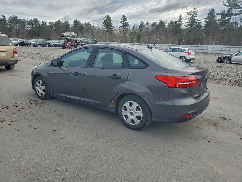 Photo 2 from auction – 2015 FORD FOCUS S with VIN 1FADP3E27FL310555